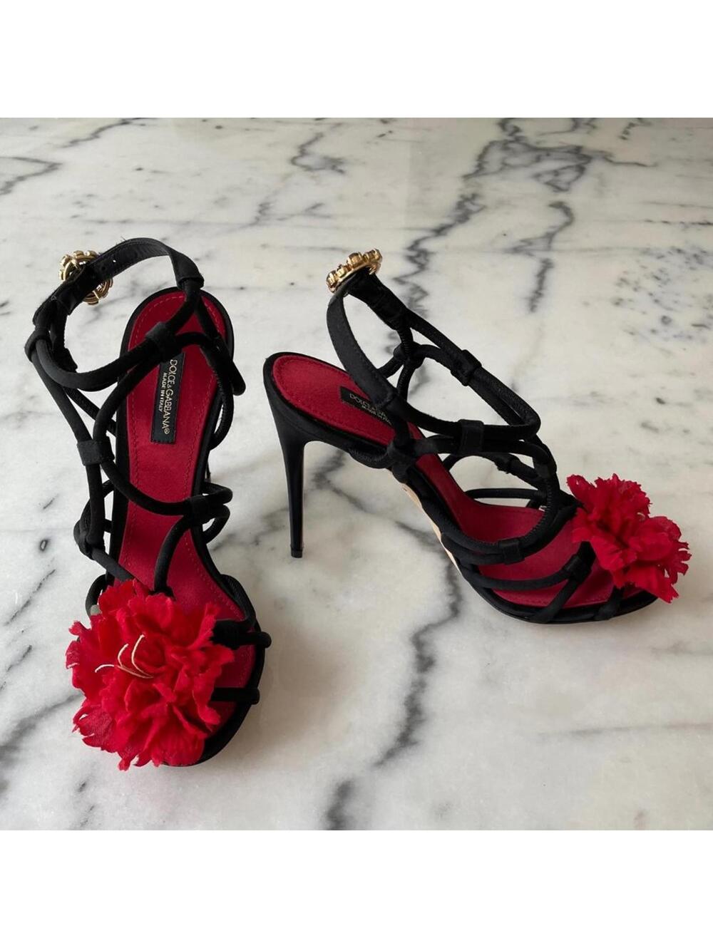 Dolce‎ & Gabbana Black and Red Heels